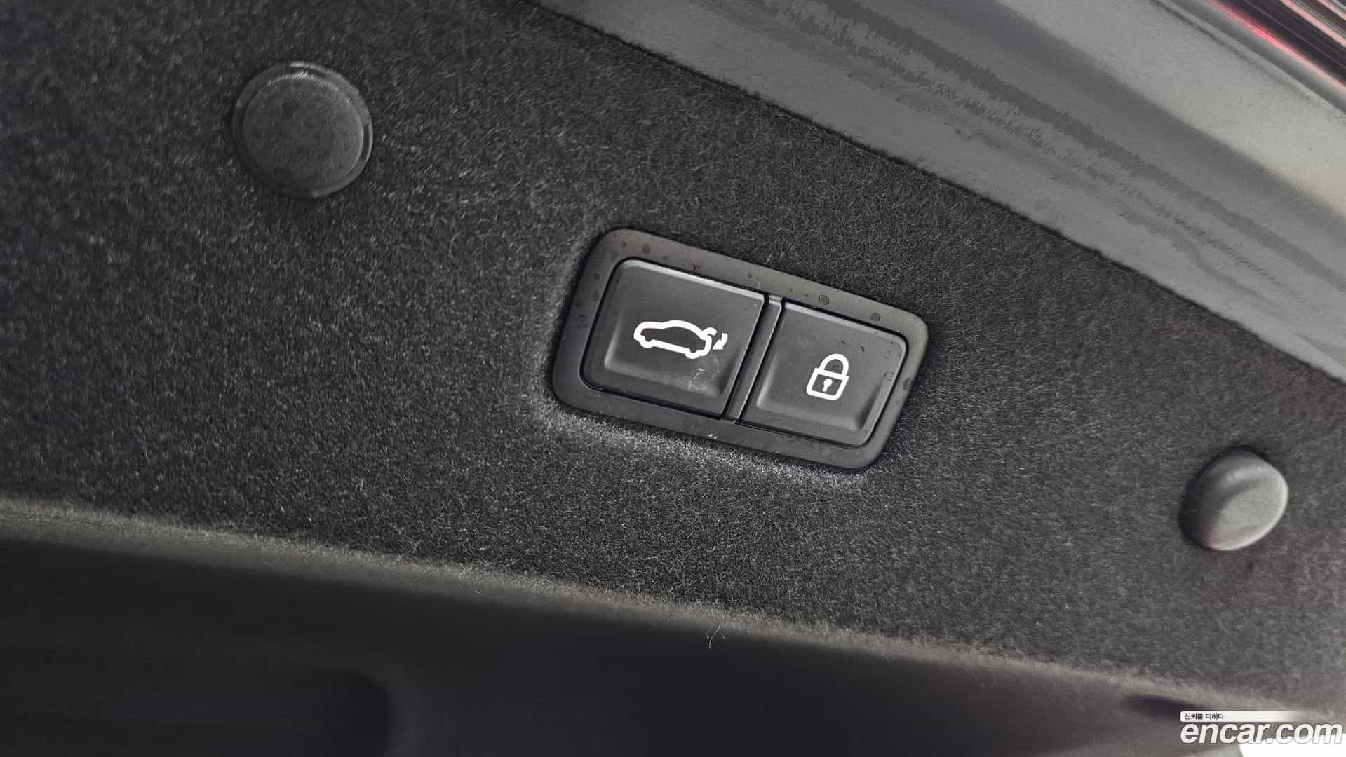 K8 Kia 2023.1-OPTION-024