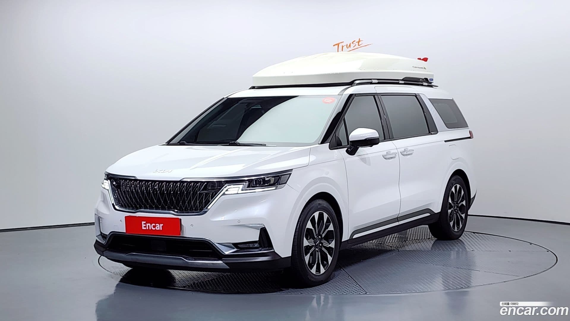 Main__Slider__Photo:Canival Kia 2020.7-0
