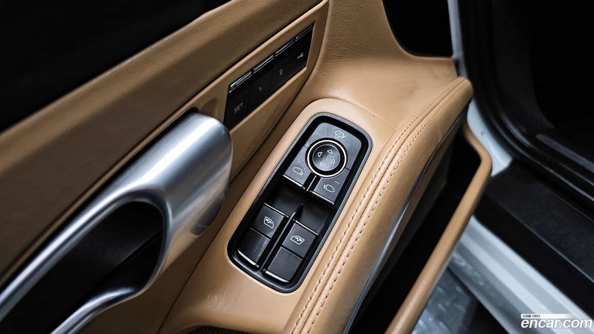 718 Porsche 2020.11-OPTION-018