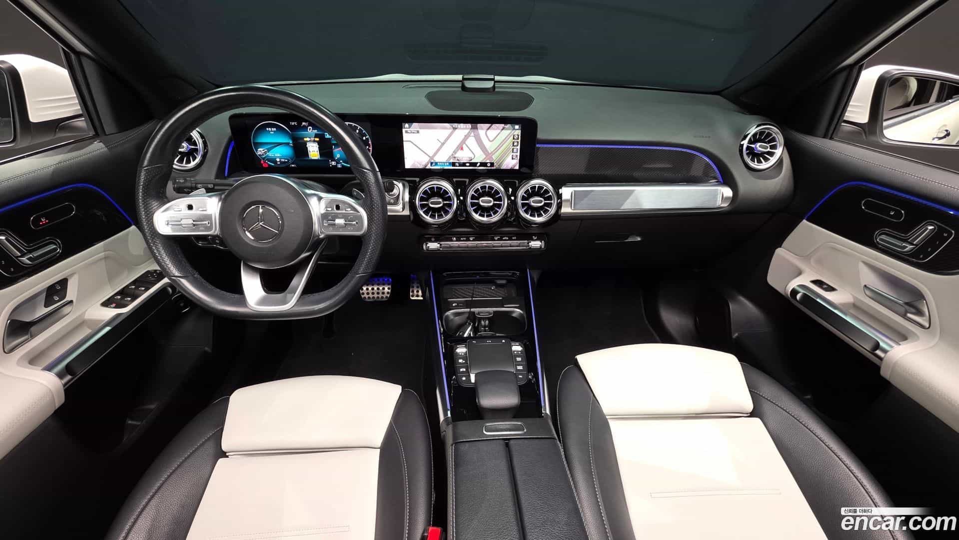 GLB-Class Mercedes-Benz 2021.3-INNER-007