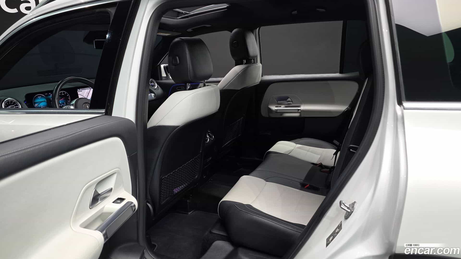 GLB-Class Mercedes-Benz 2021.3-OPTION-016