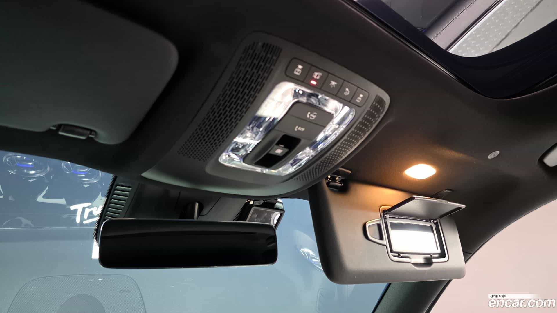 GLB-Class Mercedes-Benz 2021.3-OPTION-023