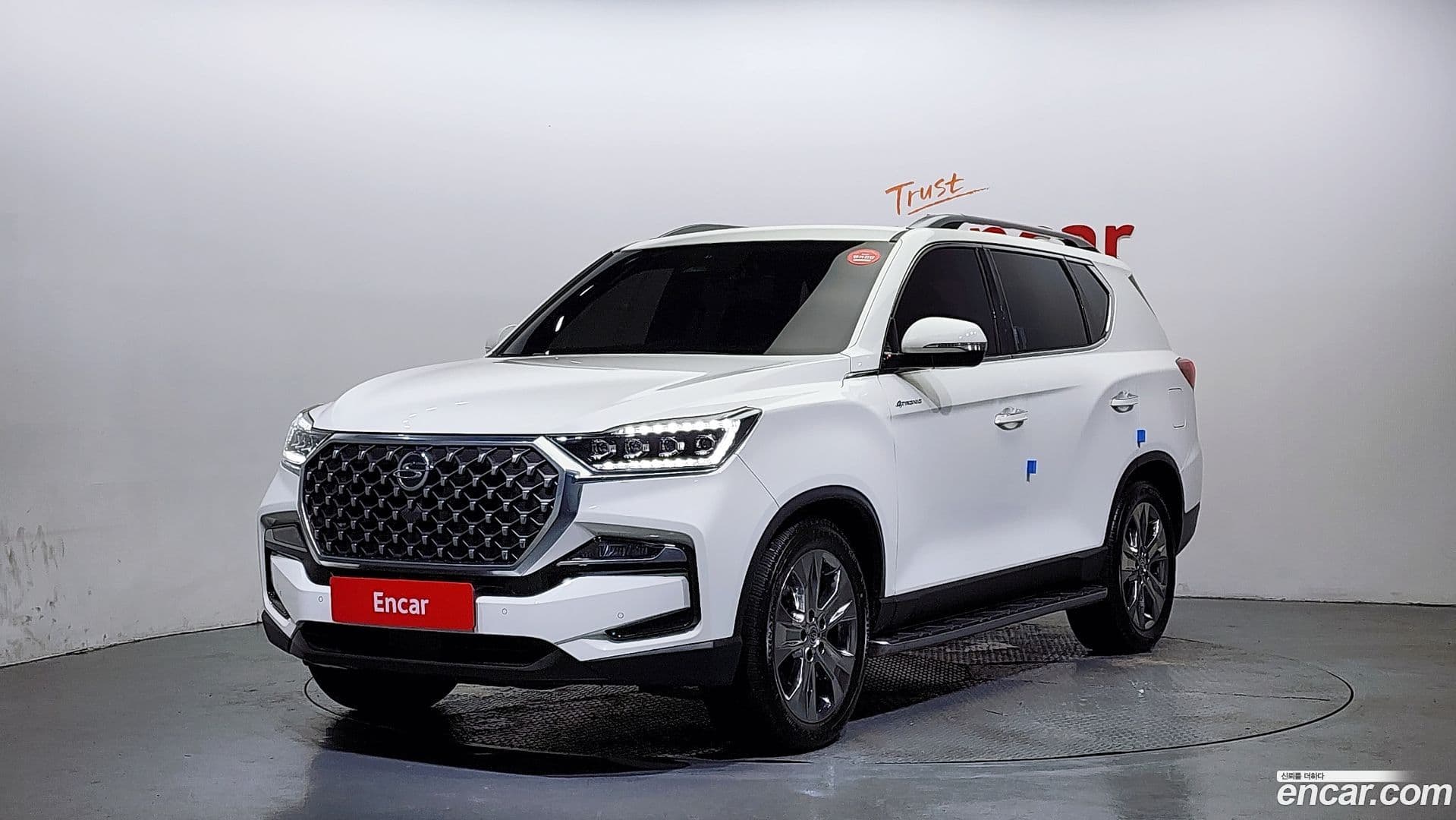 Main__Slider__Photo:Rexton KG Mobility 2022.3-0