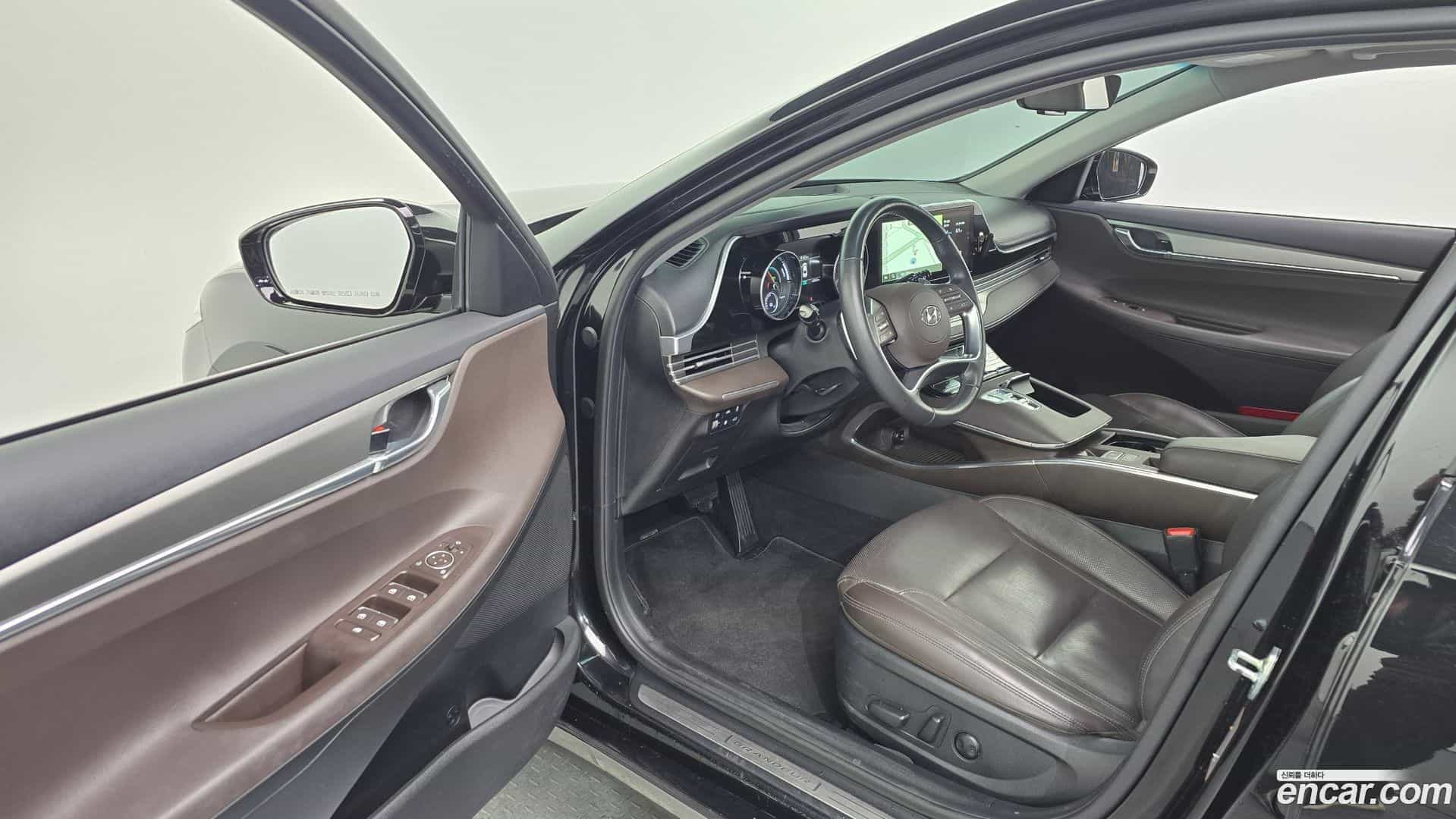 Grandeur Hyundai 2021.8-INNER-010