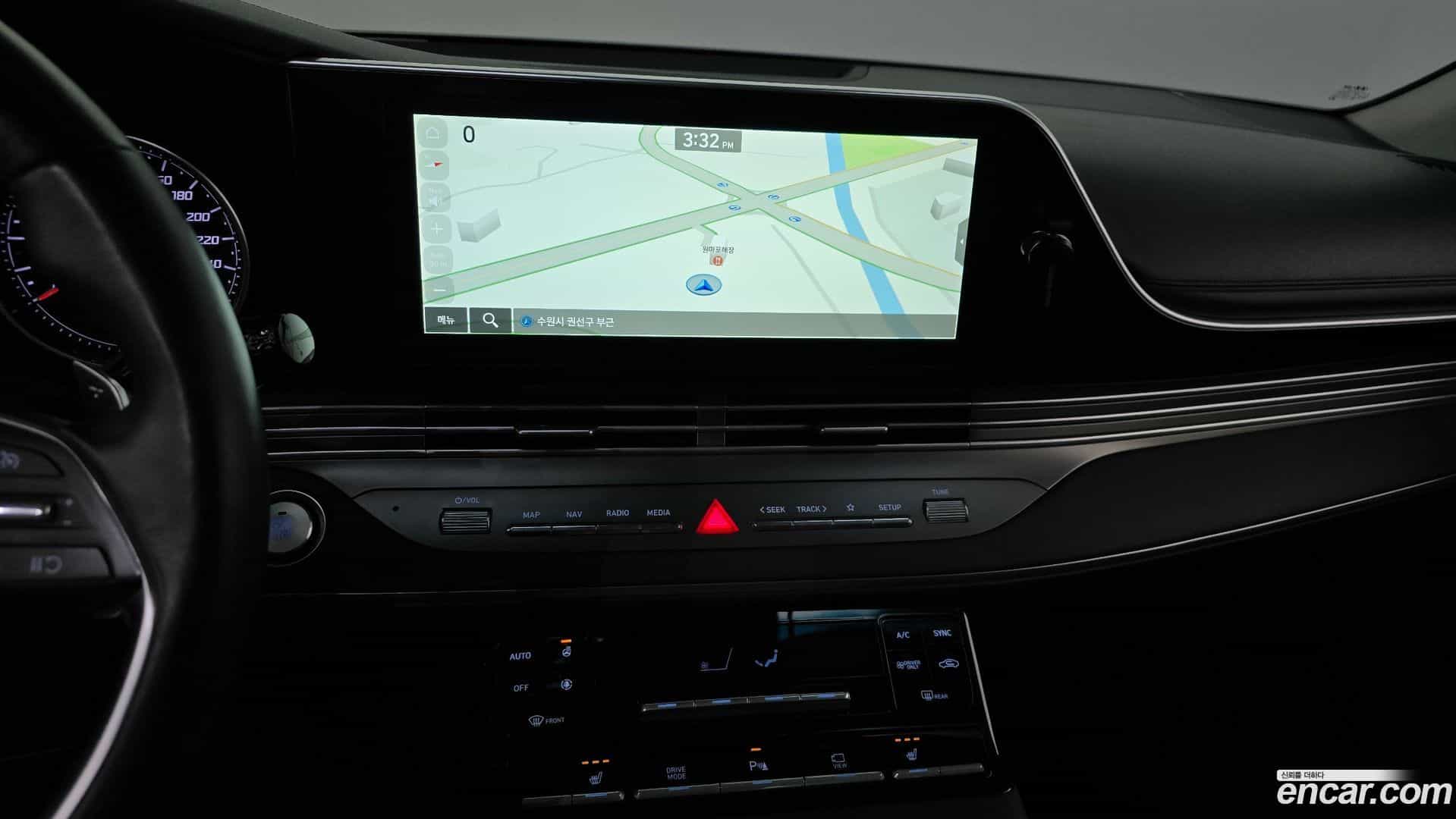 Grandeur Hyundai 2021.8-OPTION-018