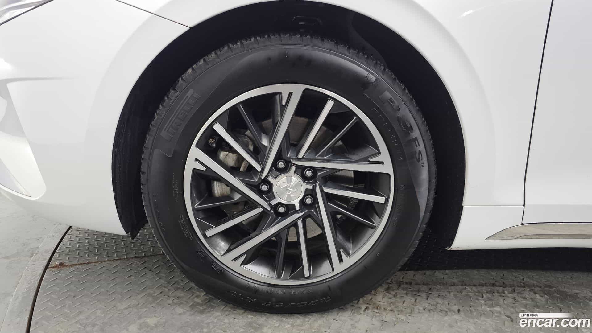 Grandeur Hyundai 2021.10-OUTER-005