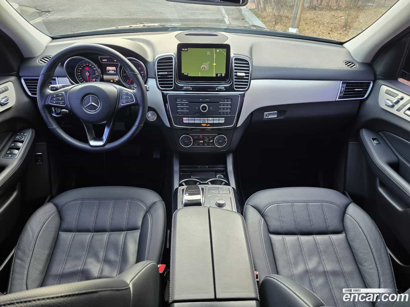 GLE-Class Mercedes-Benz 2018.5-INNER-007