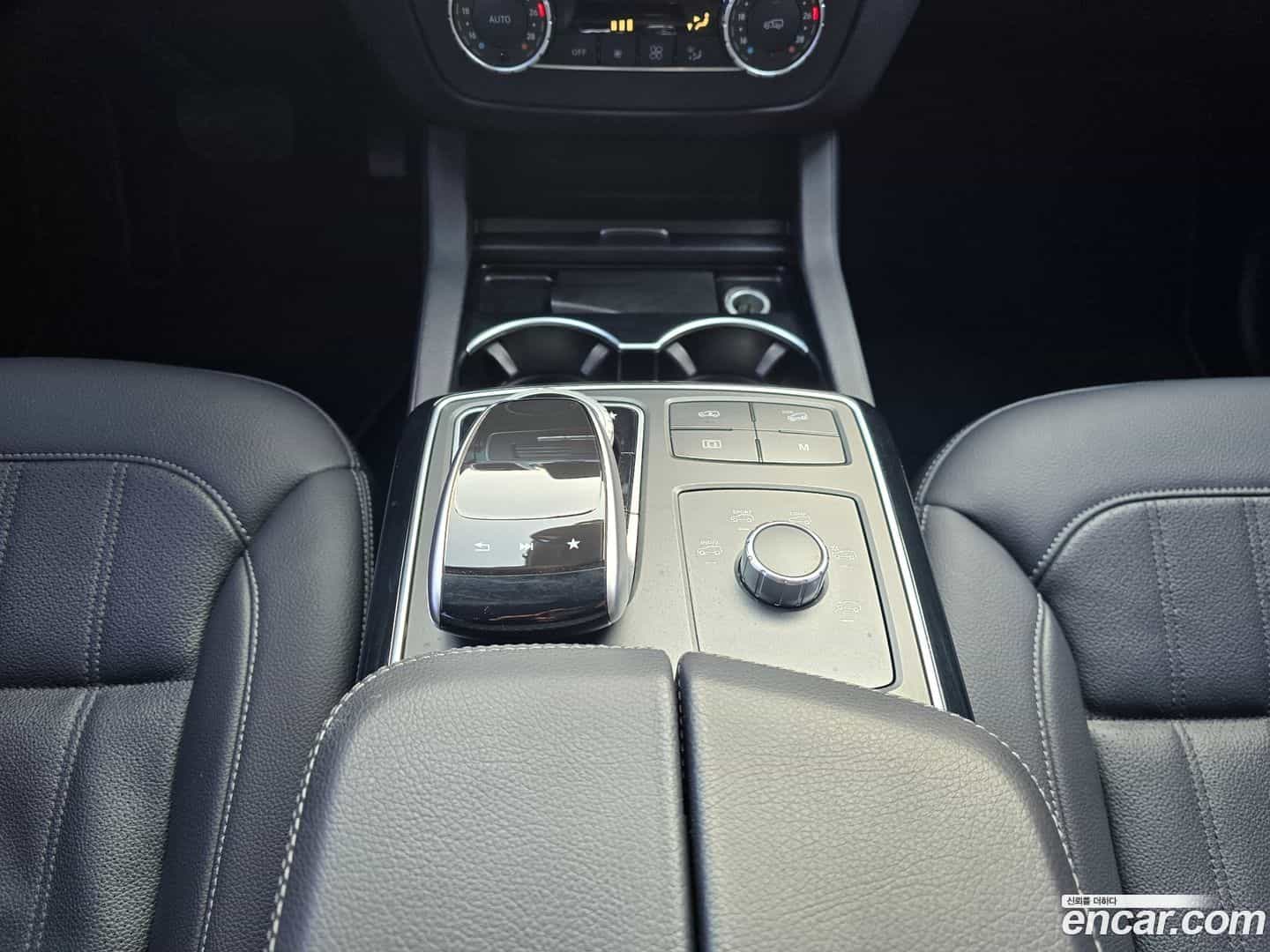 GLE-Class Mercedes-Benz 2018.5-OPTION-017
