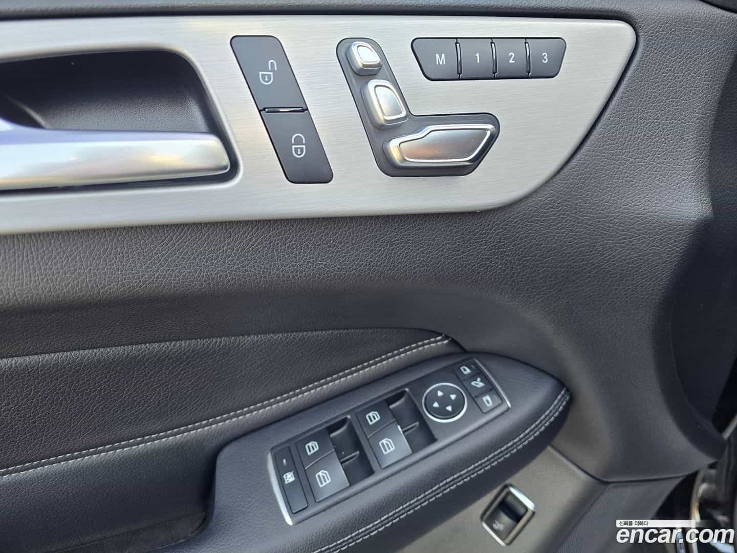 GLE-Class Mercedes-Benz 2018.5-OPTION-019
