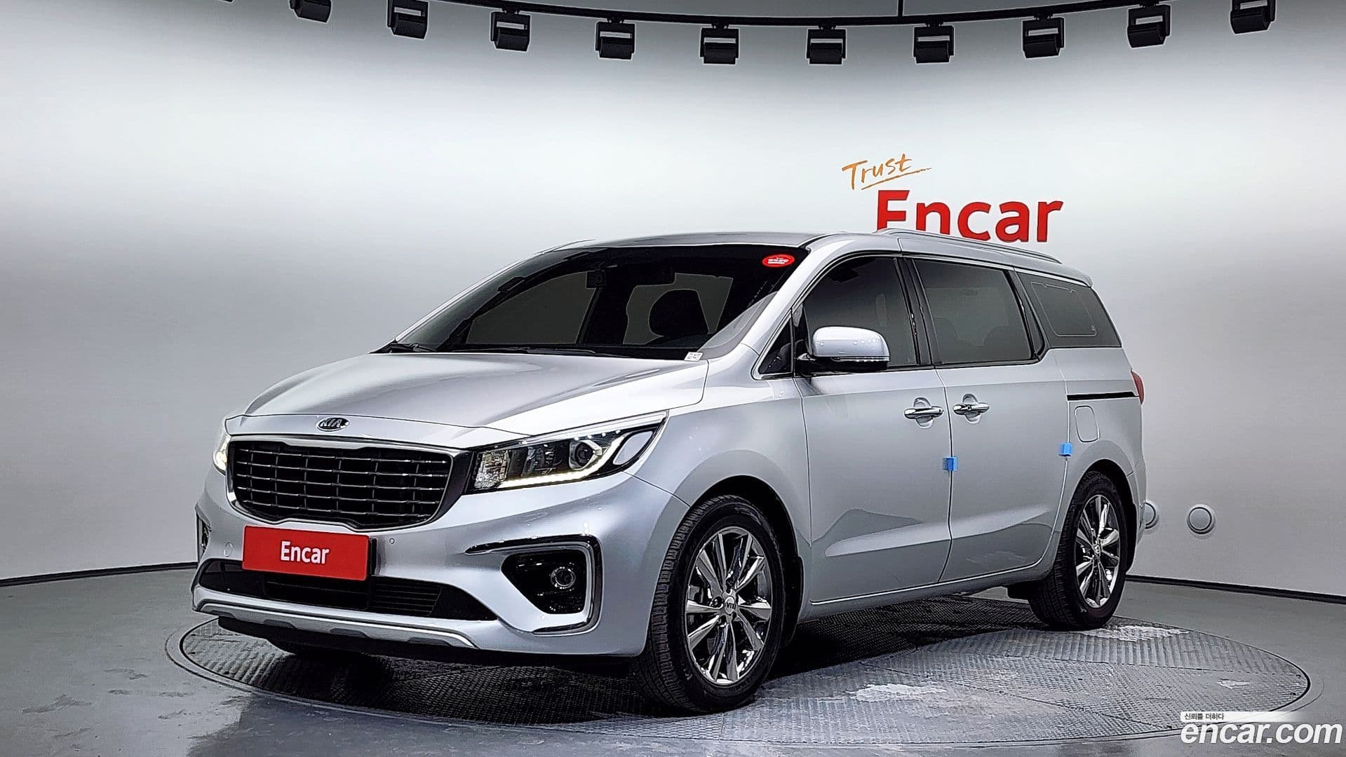 Main__Slider__Photo:Canival Kia 2020.2-0