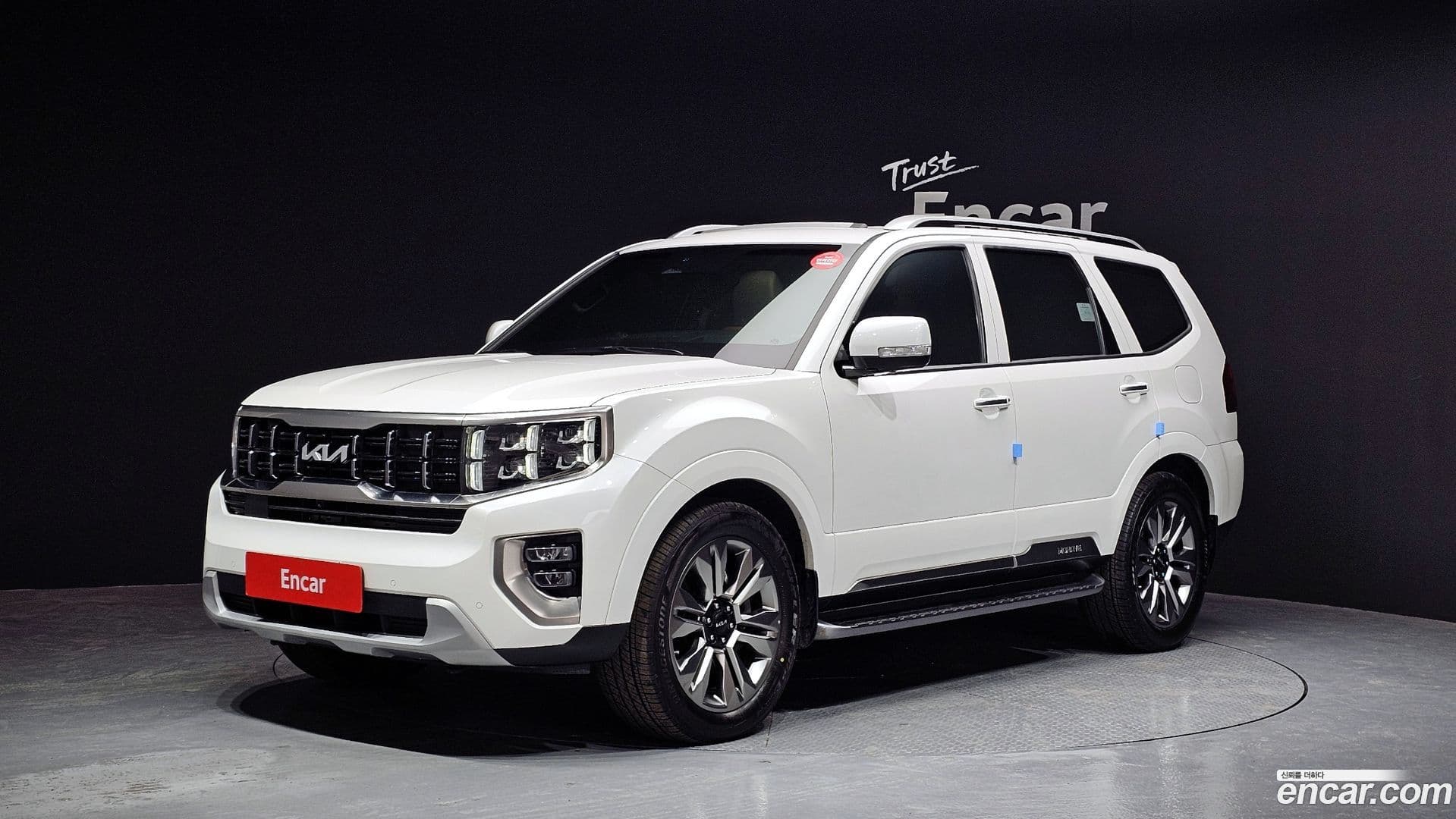 Main__Slider__Photo:Mohave Kia 2023.3-0