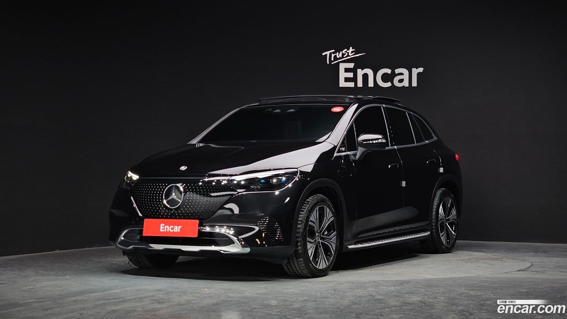 Main__Slider__Photo:EQE Mercedes-Benz 2023.9-0