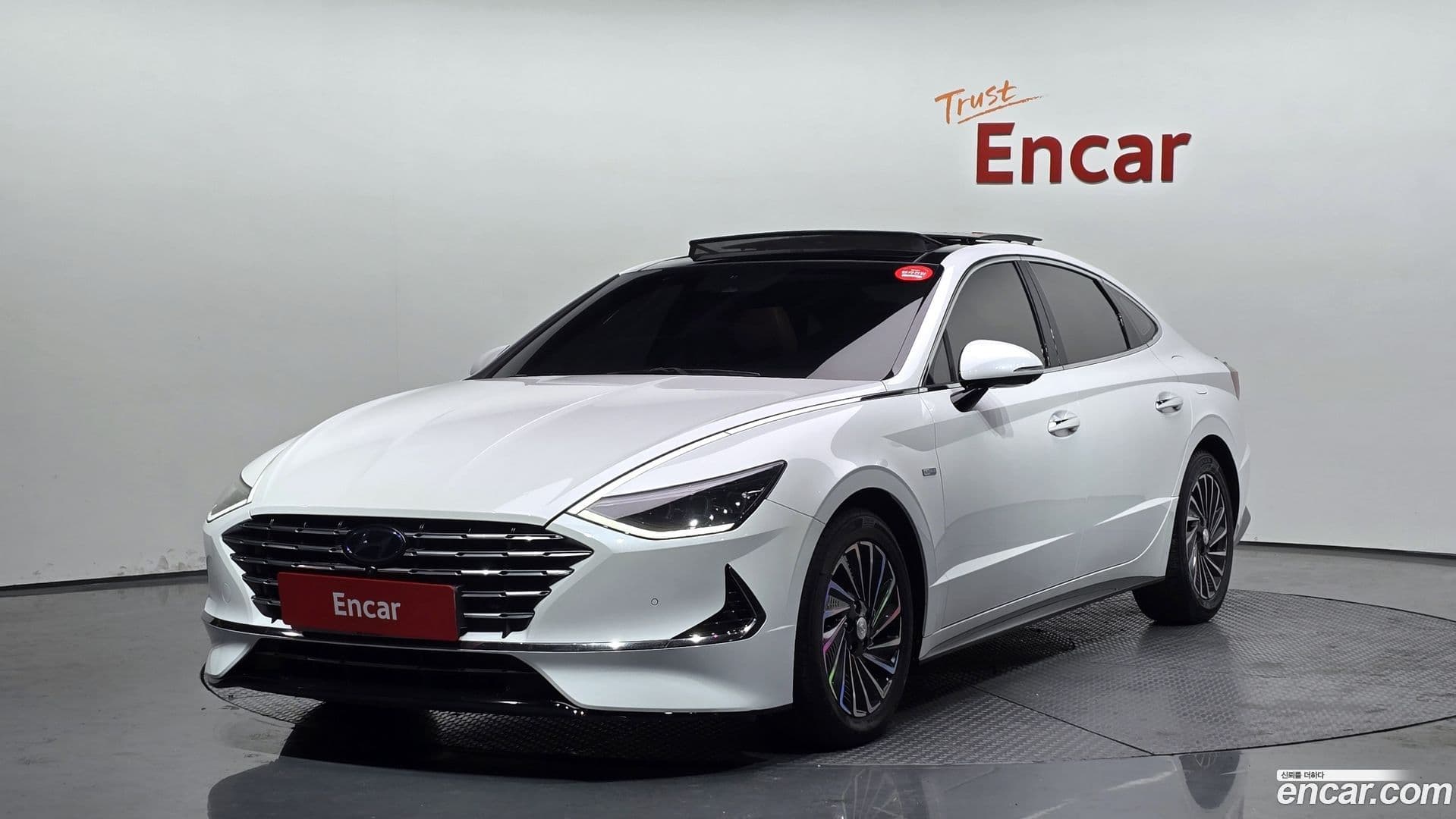 Main__Slider__Photo:Sonata Hyundai 2019.9-0