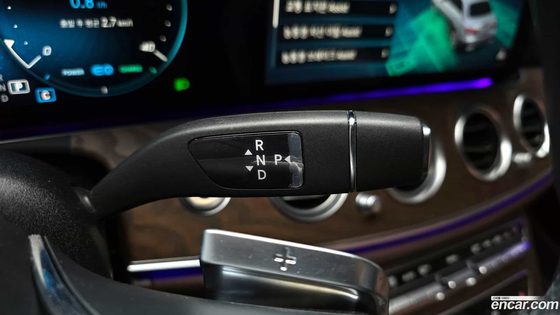 E-Class Mercedes-Benz 2023.7-INNER-009