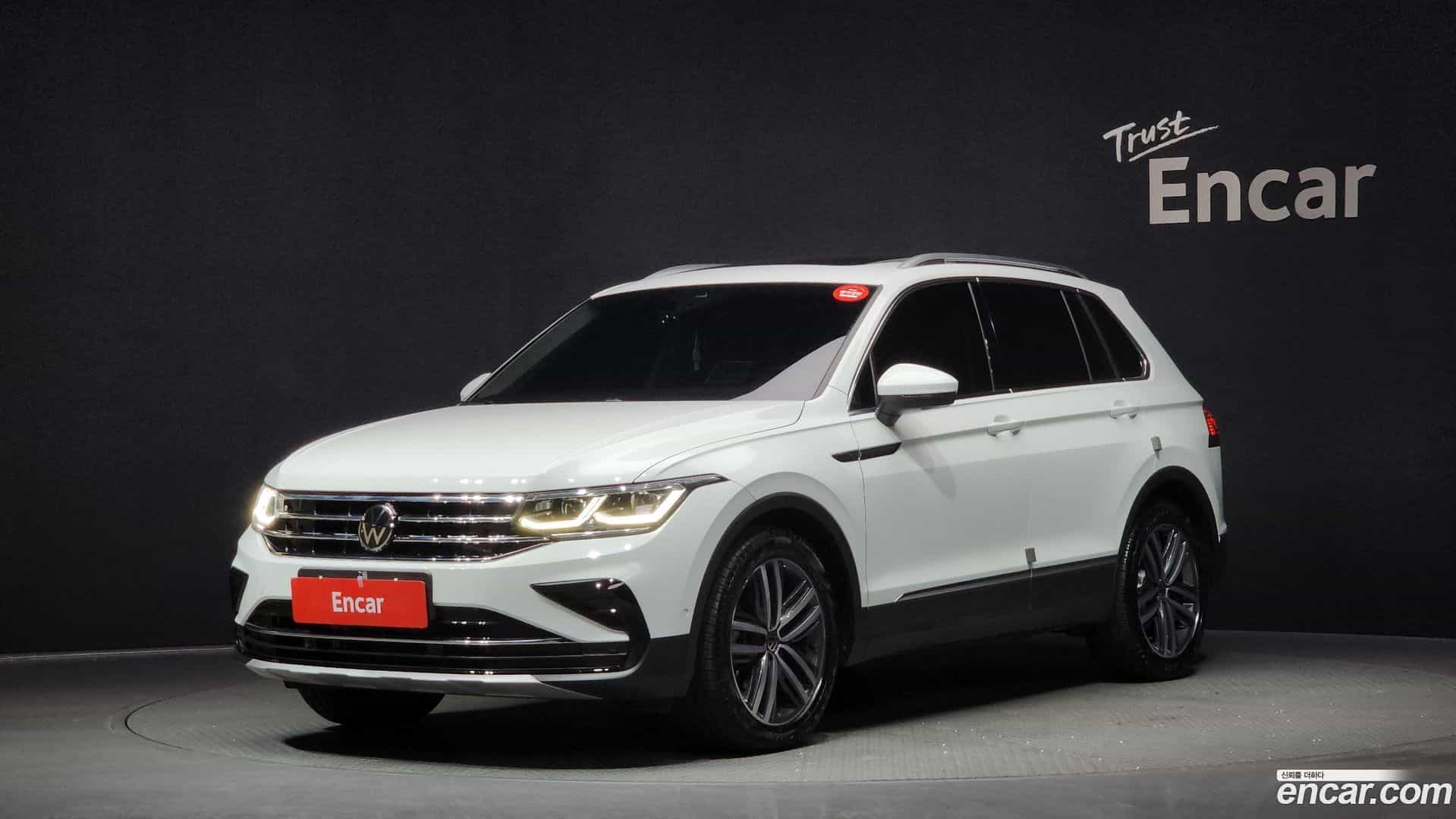 Tiguan Volkswagen 2024.5-OUTER-001