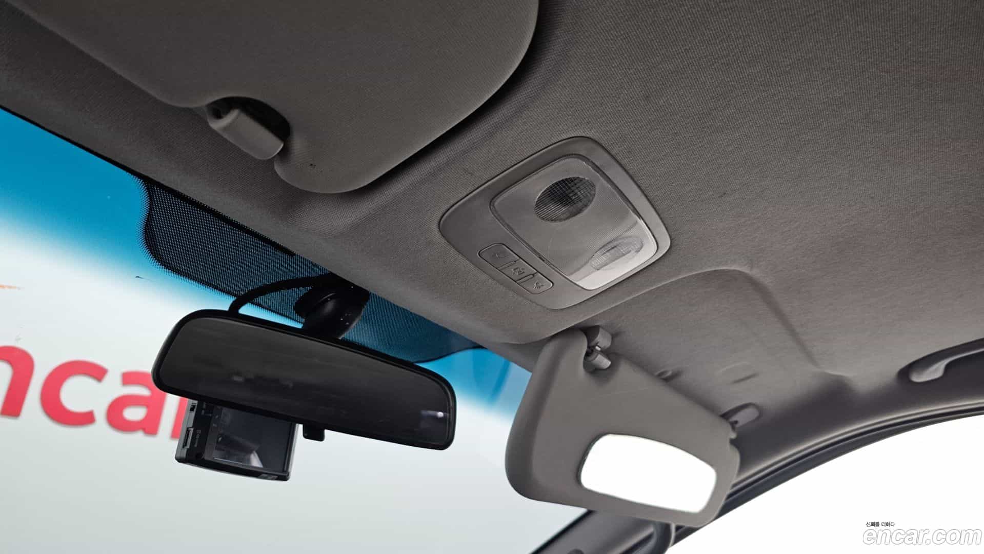 Starex Hyundai 2017.0-OPTION-021