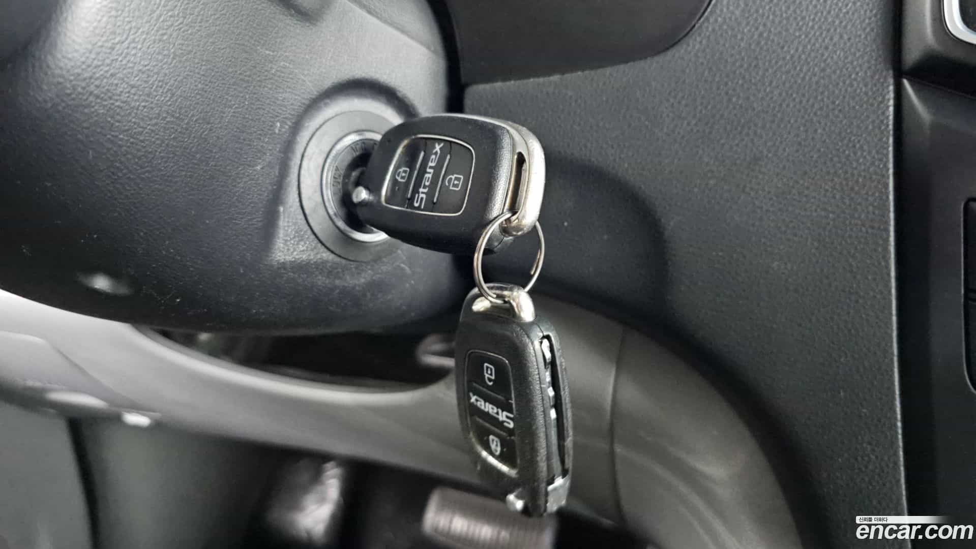 Starex Hyundai 2017.0-OPTION-022
