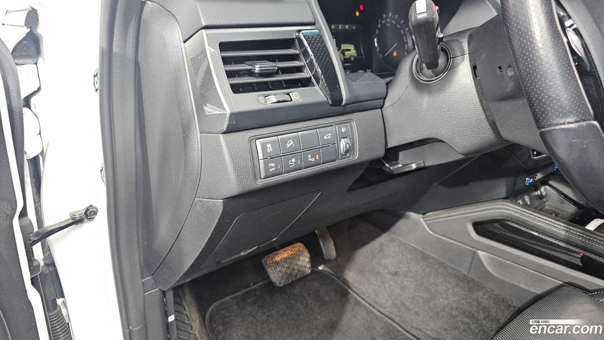 Rexton KG Mobility 2020.6-OPTION-018