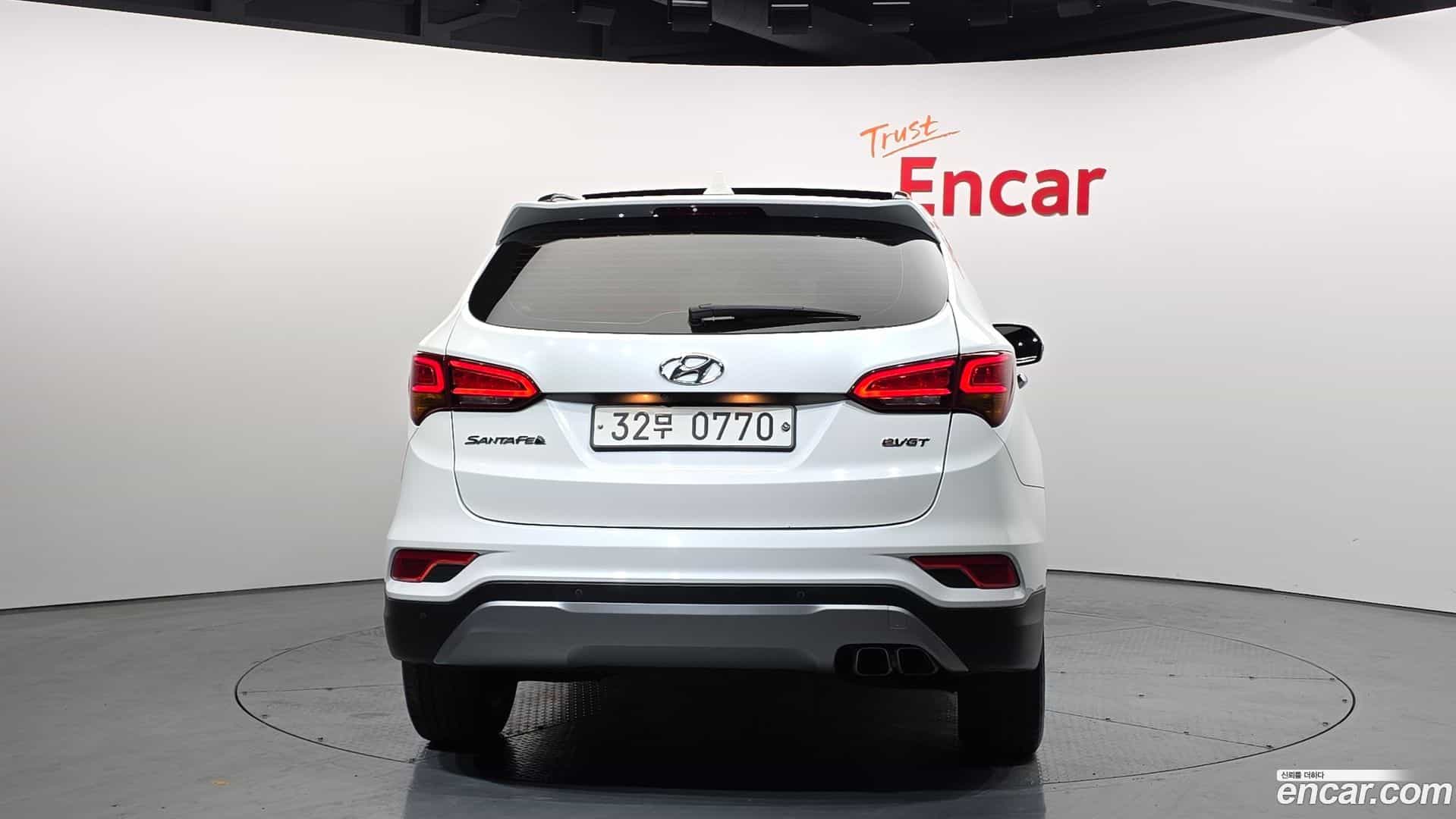 Santafe Hyundai 2015.8-OUTER-004