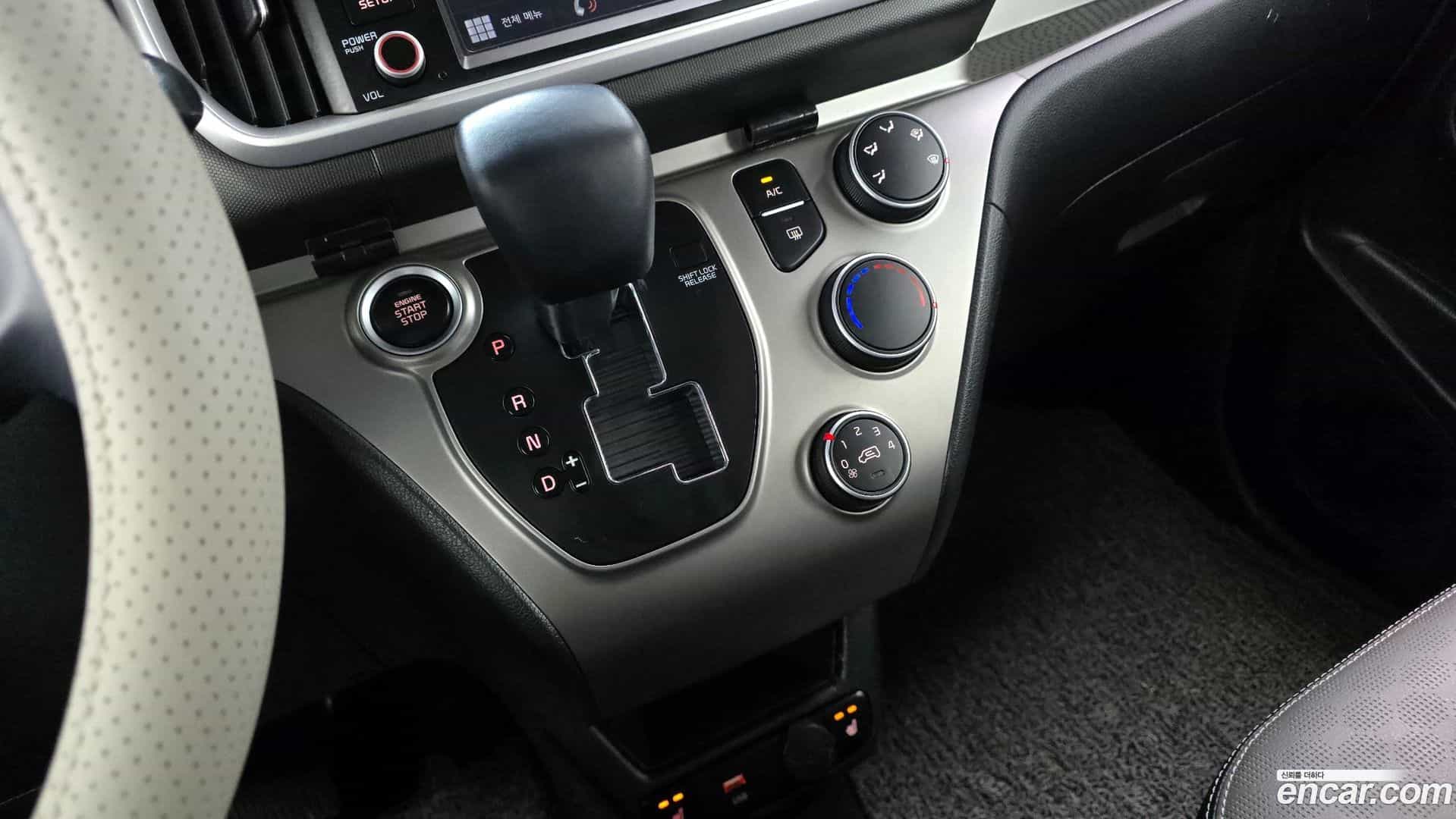 RAY Kia 2022.3-INNER-009