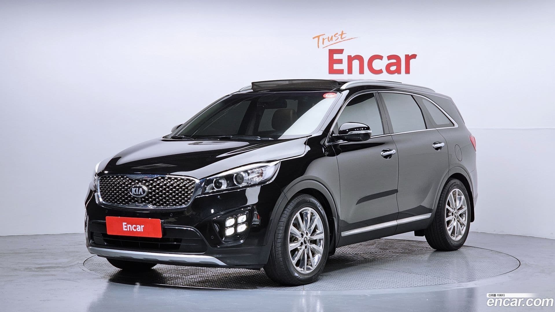 Main__Slider__Photo:Sorento Kia 2016.9-0