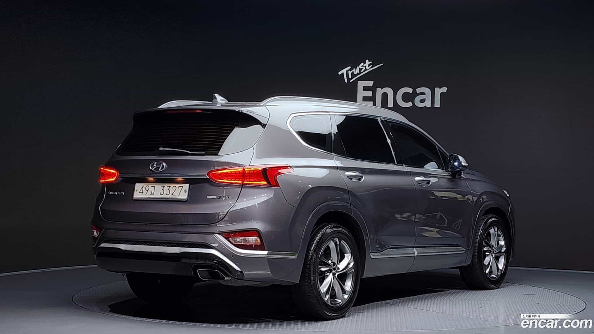 Santafe Hyundai 2019.1-OUTER-002