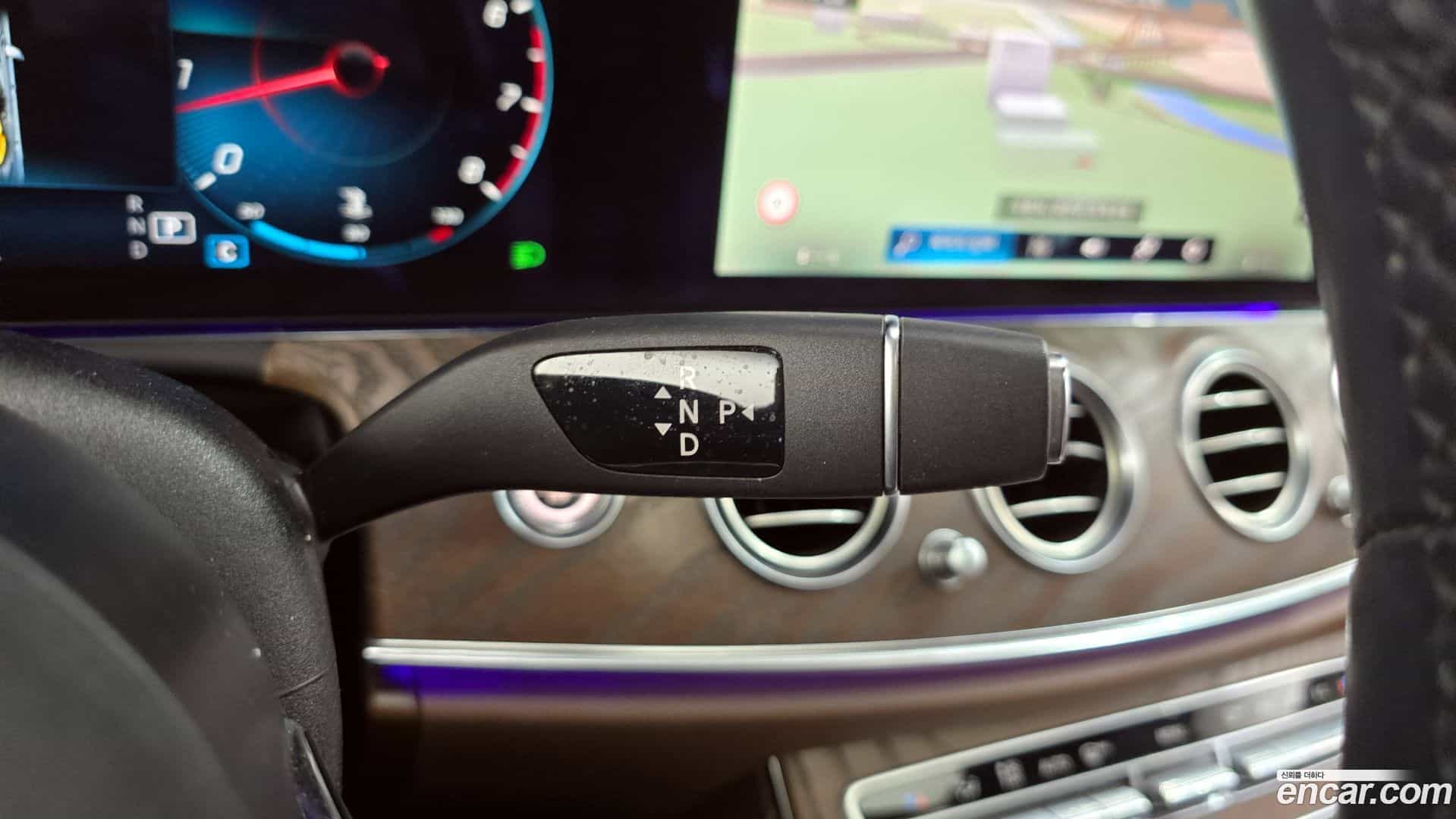 E-Class Mercedes-Benz 2020.11-INNER-009