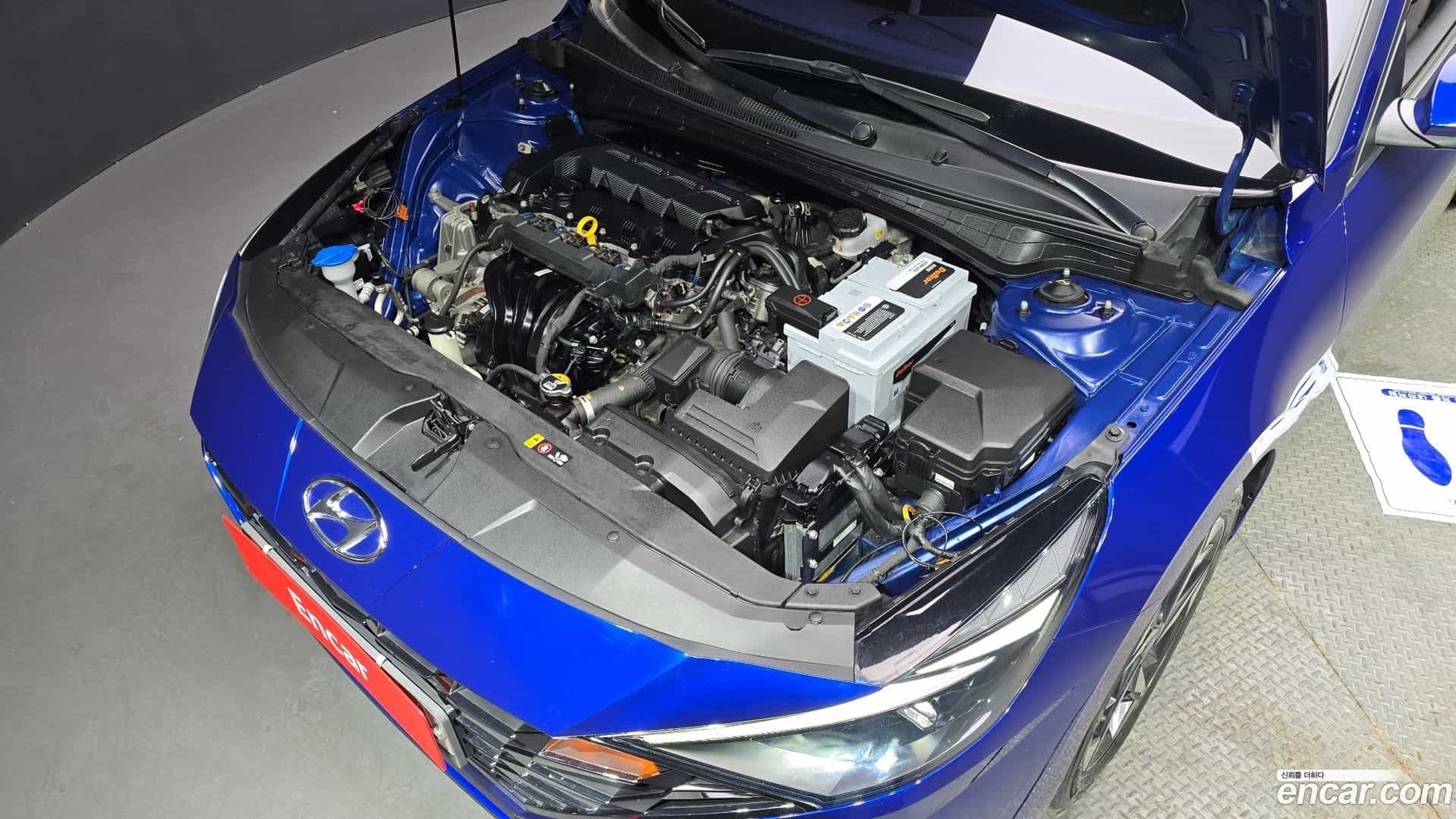AVANTE Hyundai 2020.5-INNER-006