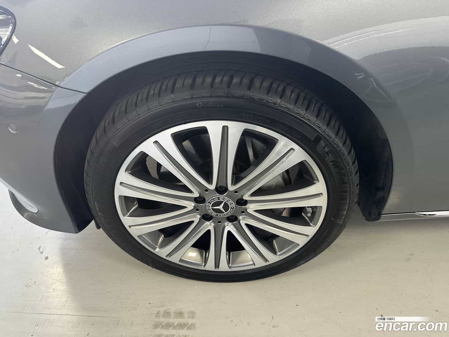 E-Class Mercedes-Benz 2022.11-OUTER-005