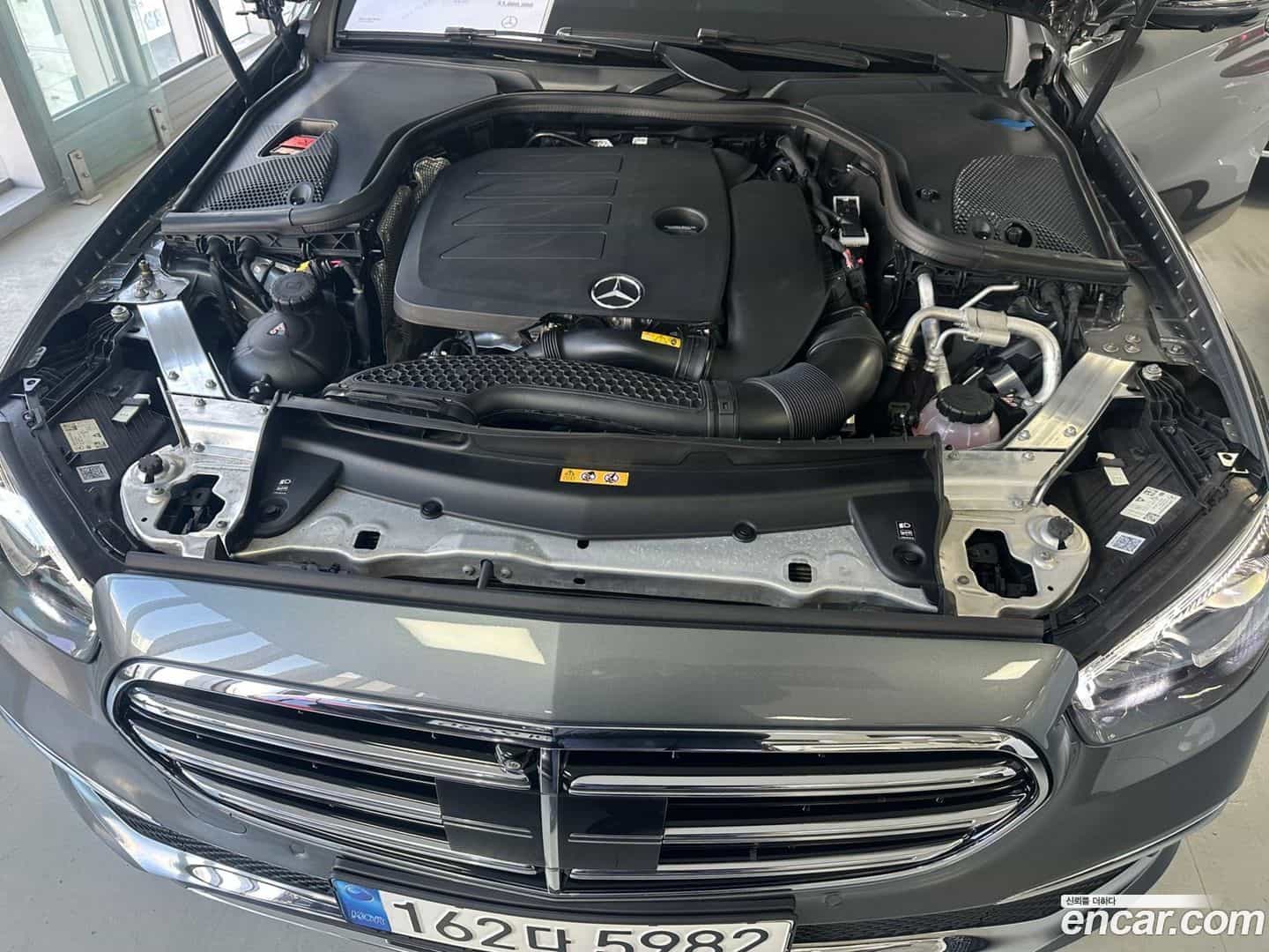 E-Class Mercedes-Benz 2022.11-INNER-006
