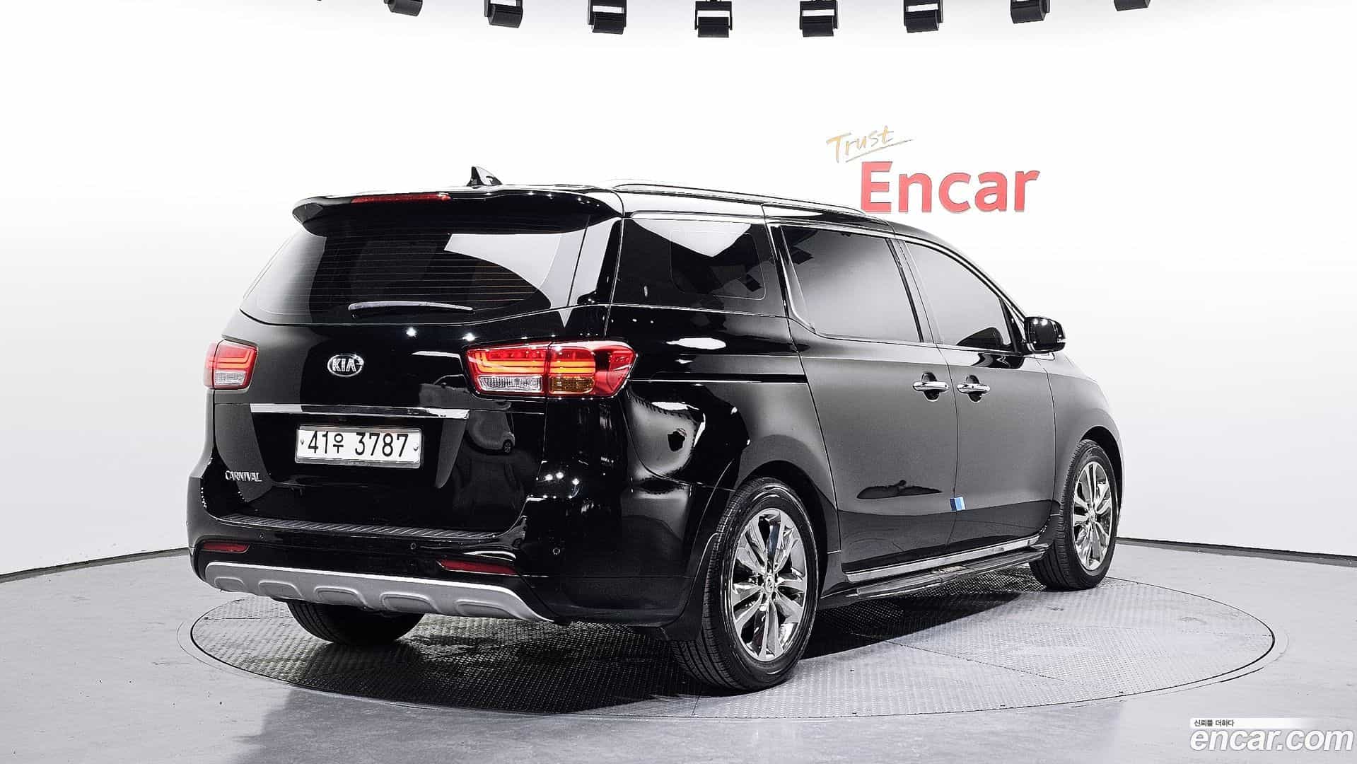 Canival Kia 2017.0-OUTER-002