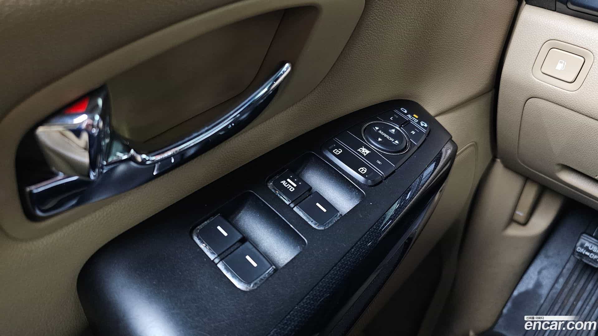 Canival Kia 2017.0-OPTION-017