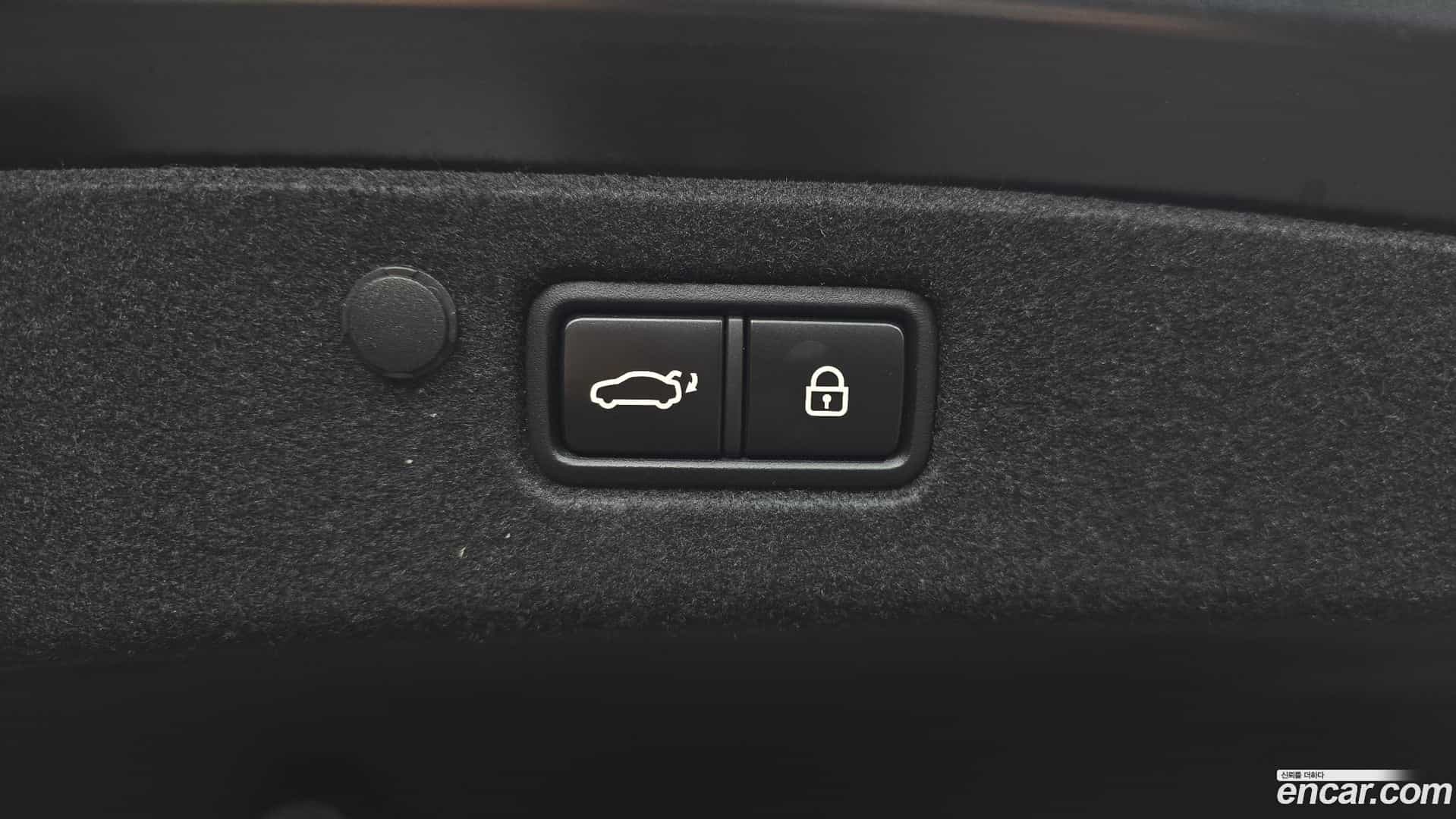 Grandeur Hyundai 2022.9-OPTION-024