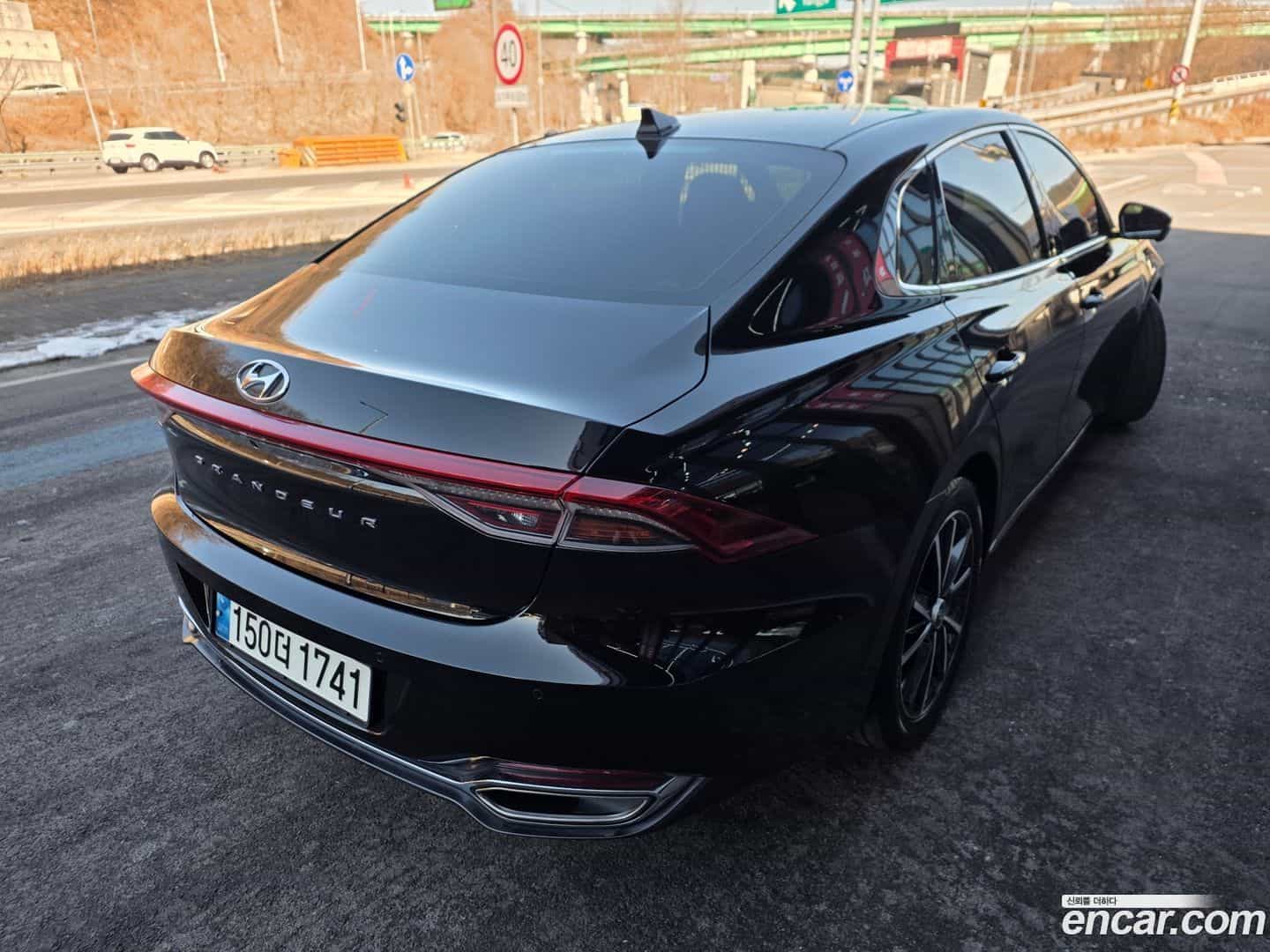 Grandeur Hyundai 2022.0-OUTER-002