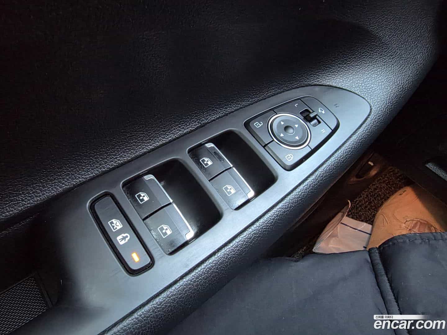Grandeur Hyundai 2022.0-OPTION-016