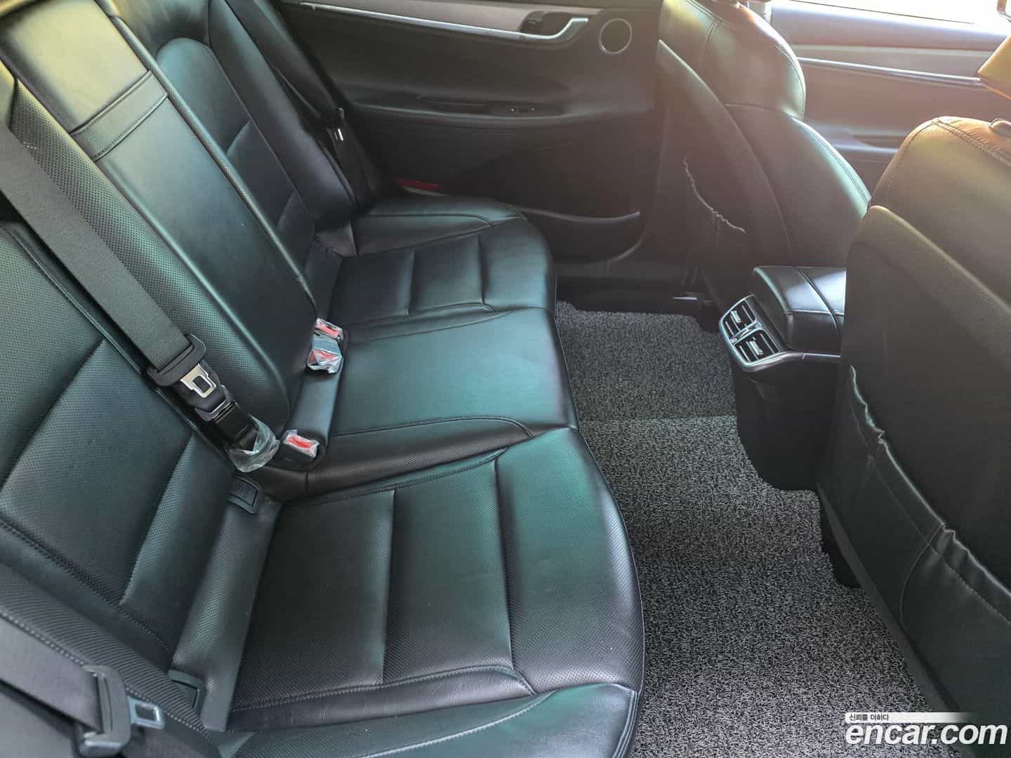 Grandeur Hyundai 2022.0-OPTION-023