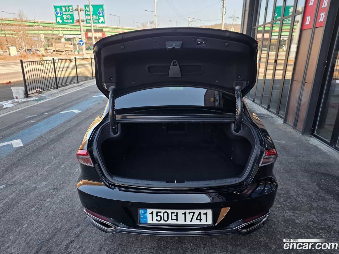 Grandeur Hyundai 2022.0-OPTION-024