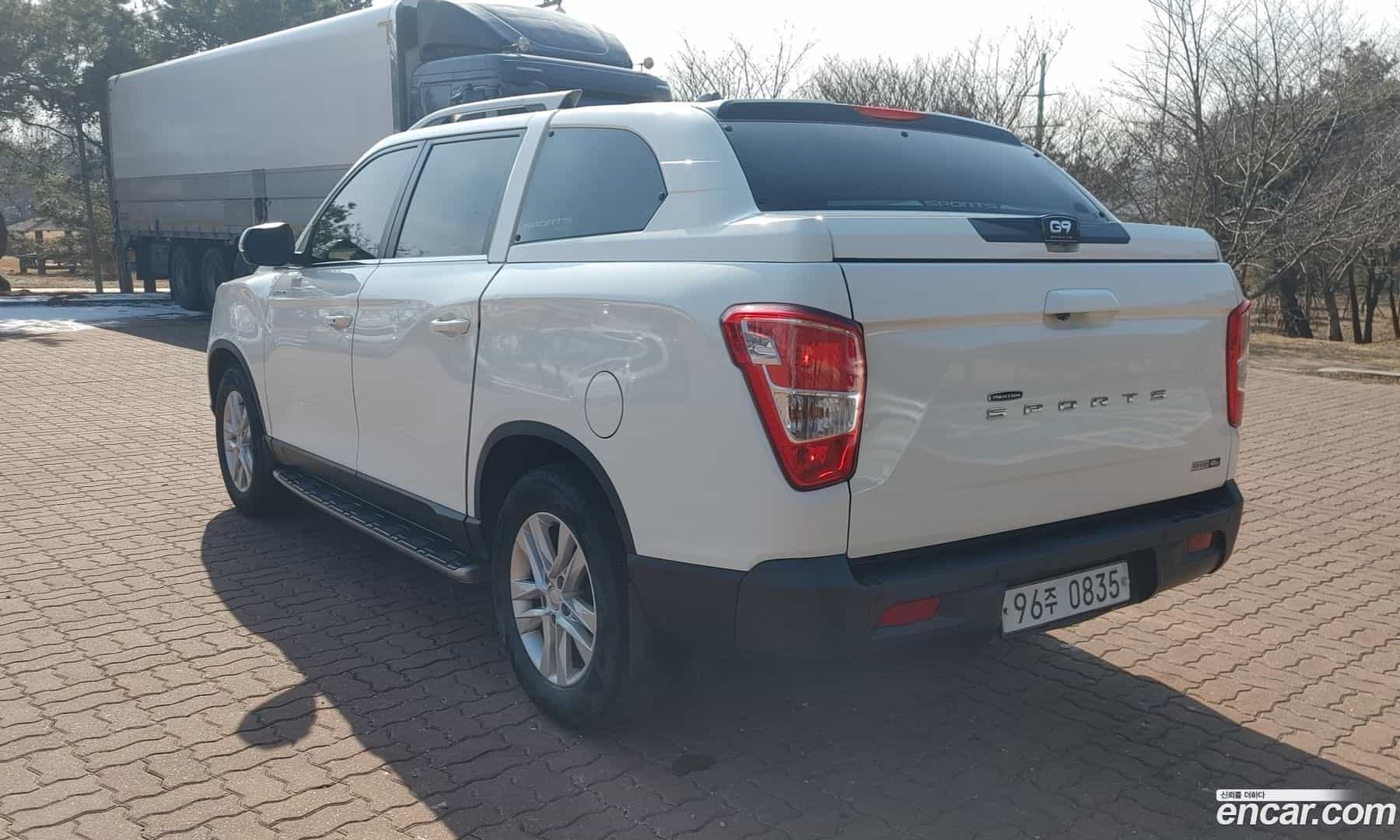 Rexton KG Mobility 2019.1-INNER-006