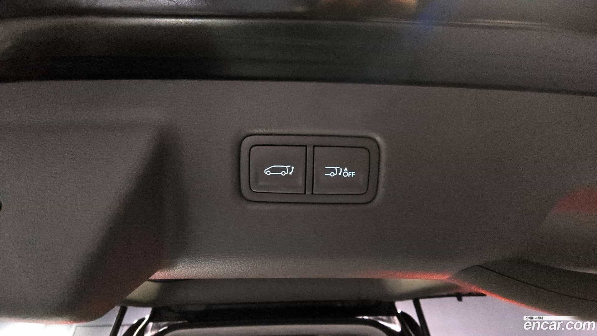 Staria Hyundai 2023.1-OPTION-024