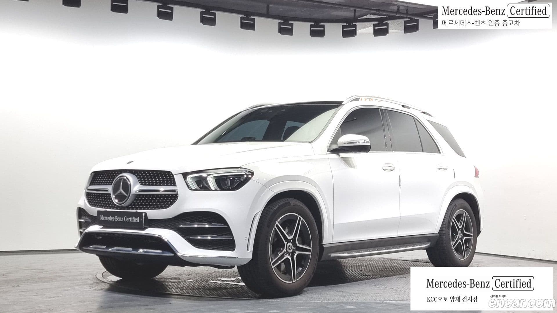 Main__Slider__Photo:GLE-Class Mercedes-Benz 2021.10-0