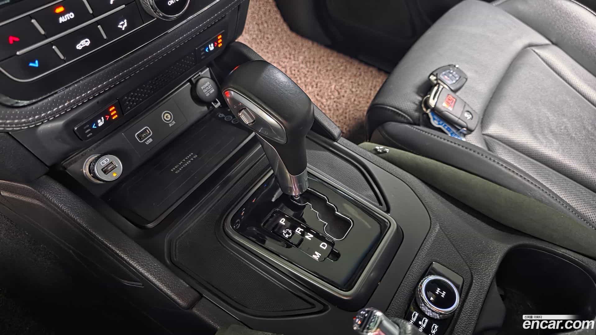 Rexton KG Mobility 2021.5-INNER-009
