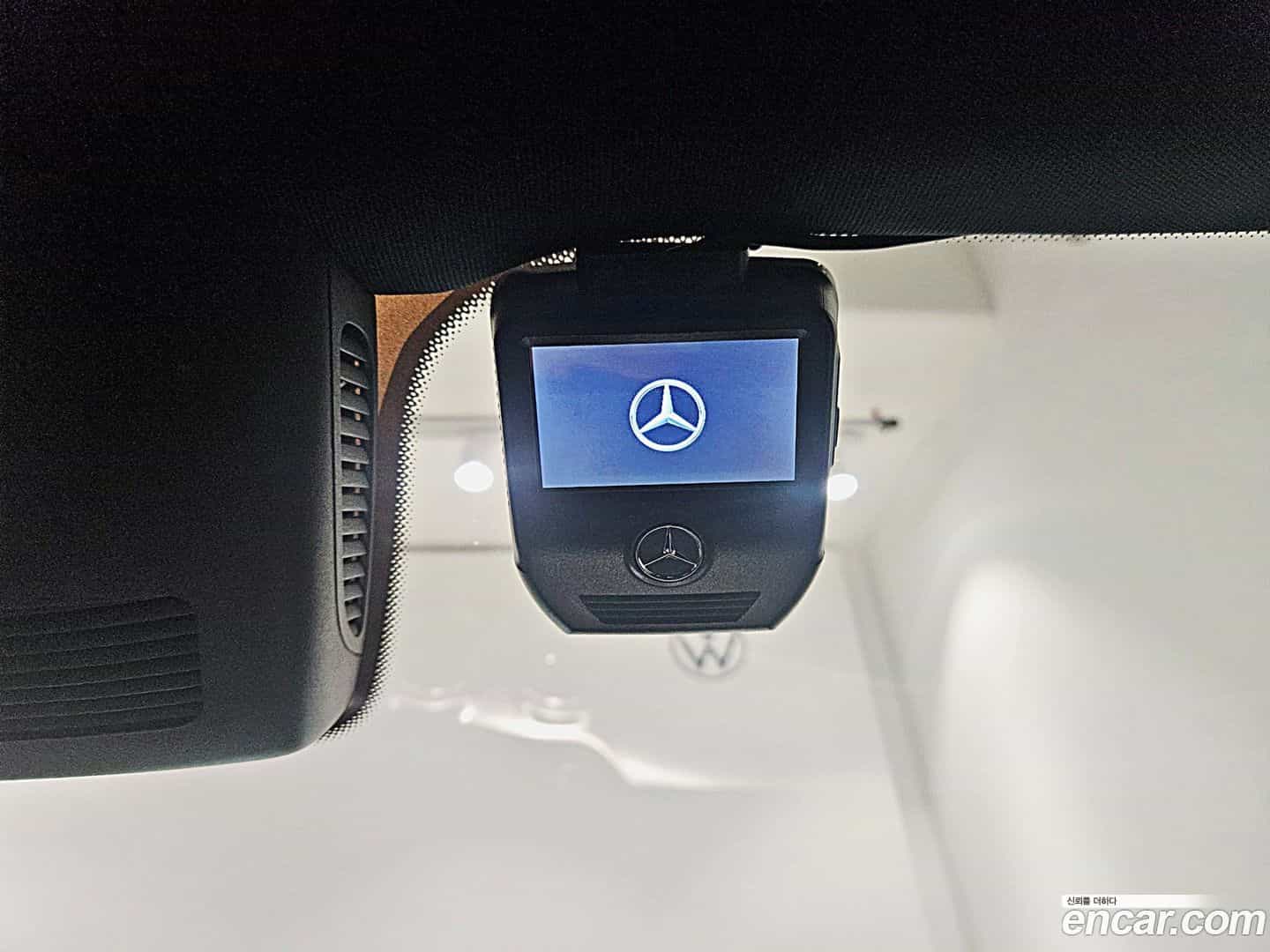 E-Class Mercedes-Benz 2020.8-OPTION-018