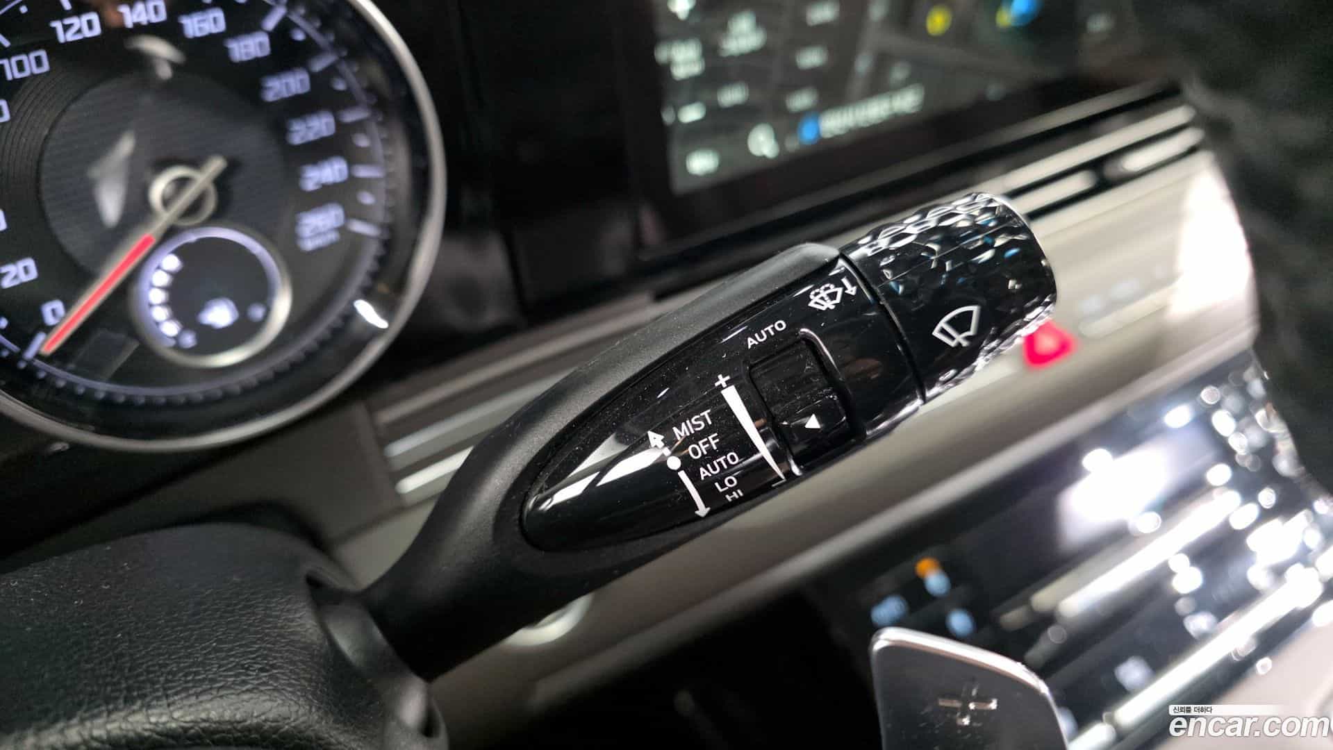 Grandeur Hyundai 2021.0-OPTION-020