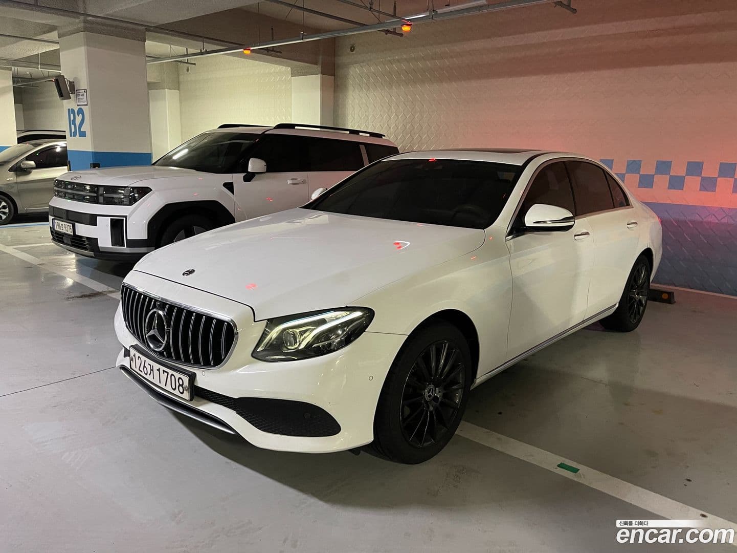 Main__Slider__Photo:E-Class Mercedes-Benz 2017.7-0