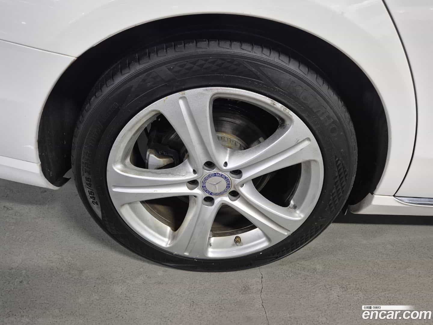E-Class Mercedes-Benz 2016.10-OUTER-005