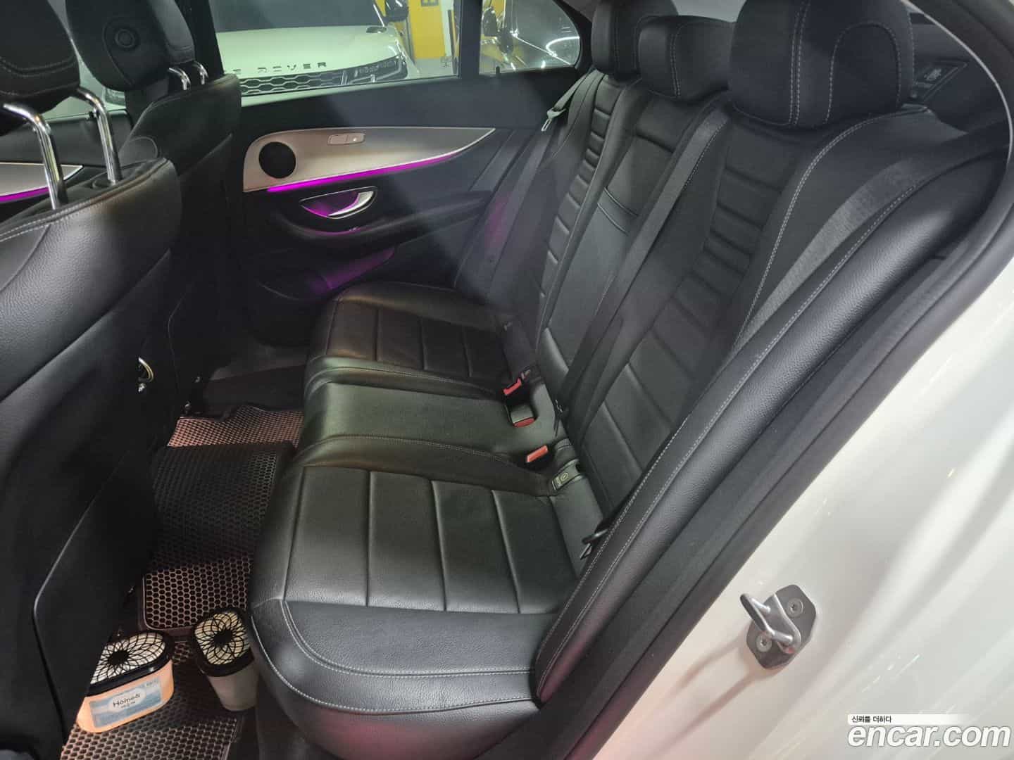 E-Class Mercedes-Benz 2016.10-OPTION-016