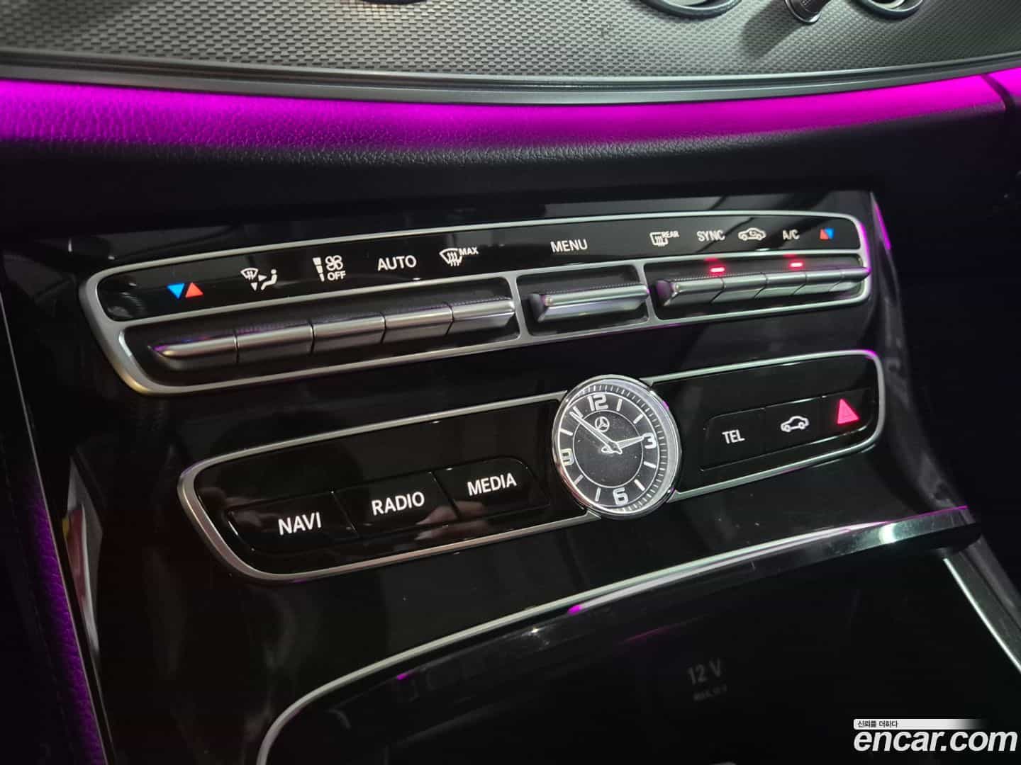 E-Class Mercedes-Benz 2016.10-OPTION-019