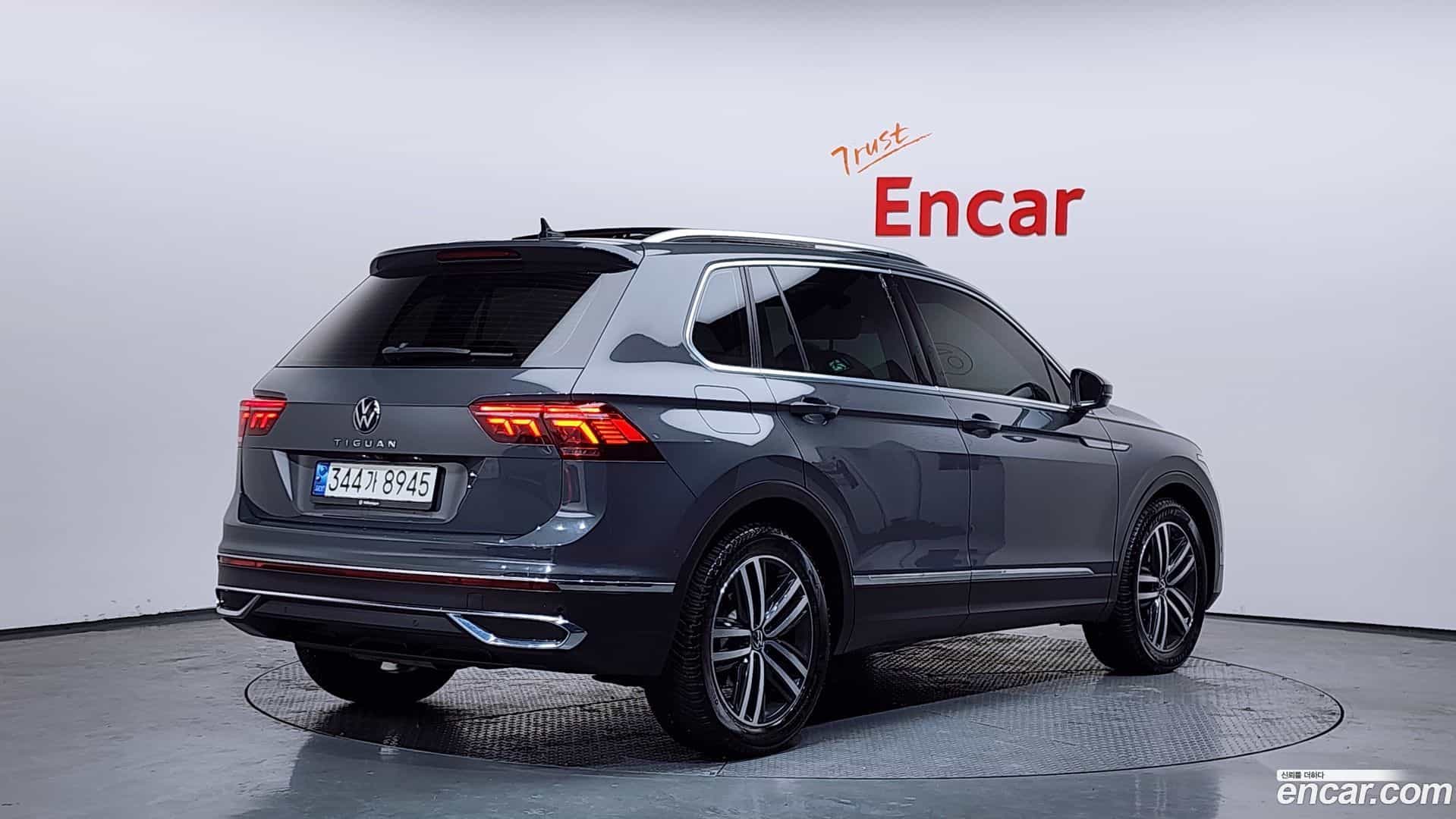 Tiguan Volkswagen 2021.7-OUTER-002