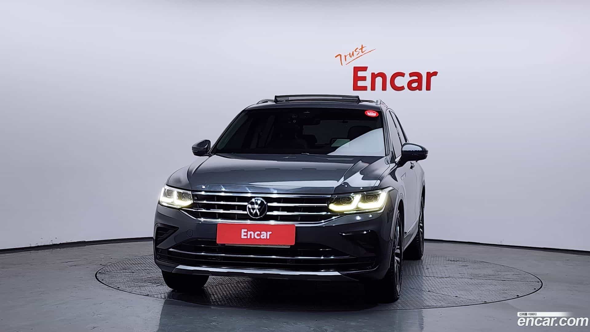 Tiguan Volkswagen 2021.7-OUTER-003