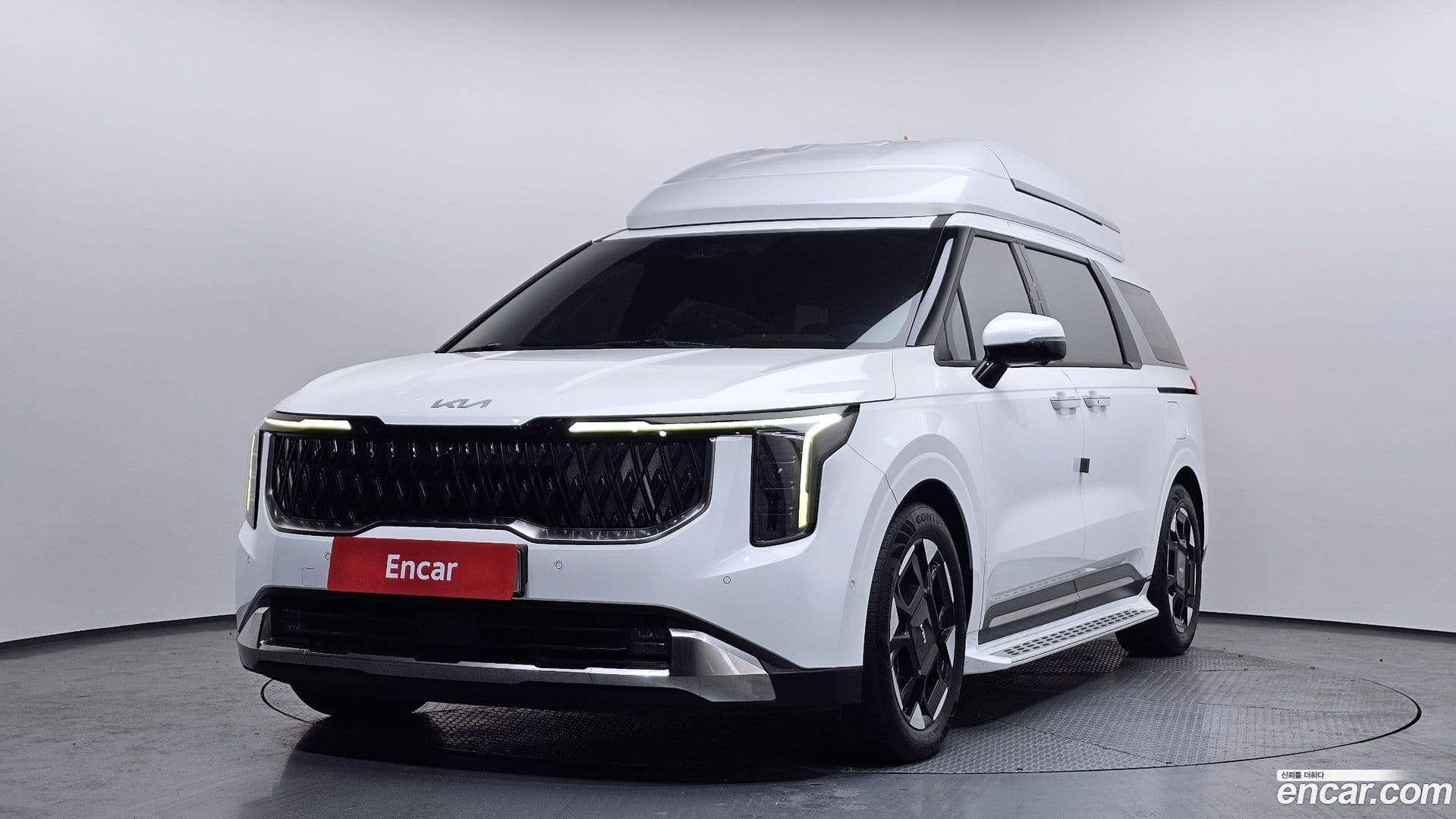 Main__Slider__Photo:Canival Kia 2024.0-0
